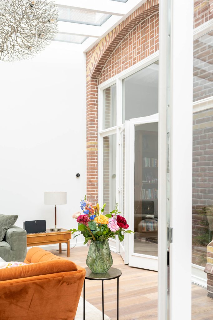 Exclusieve serre in Den Haag met glazen dak