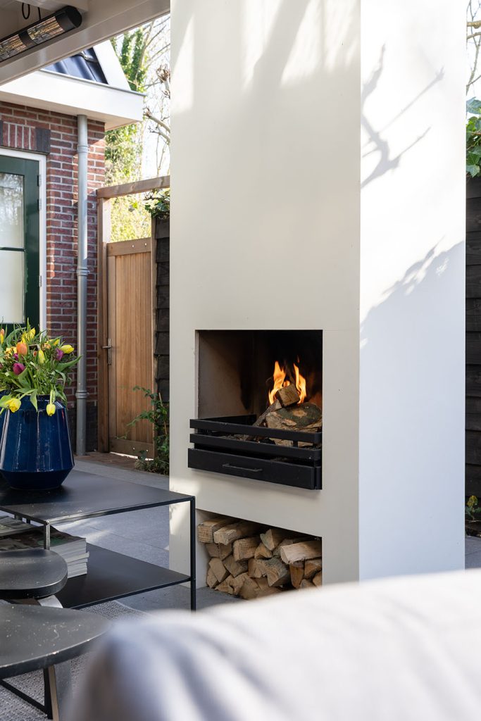 veranda met open haard