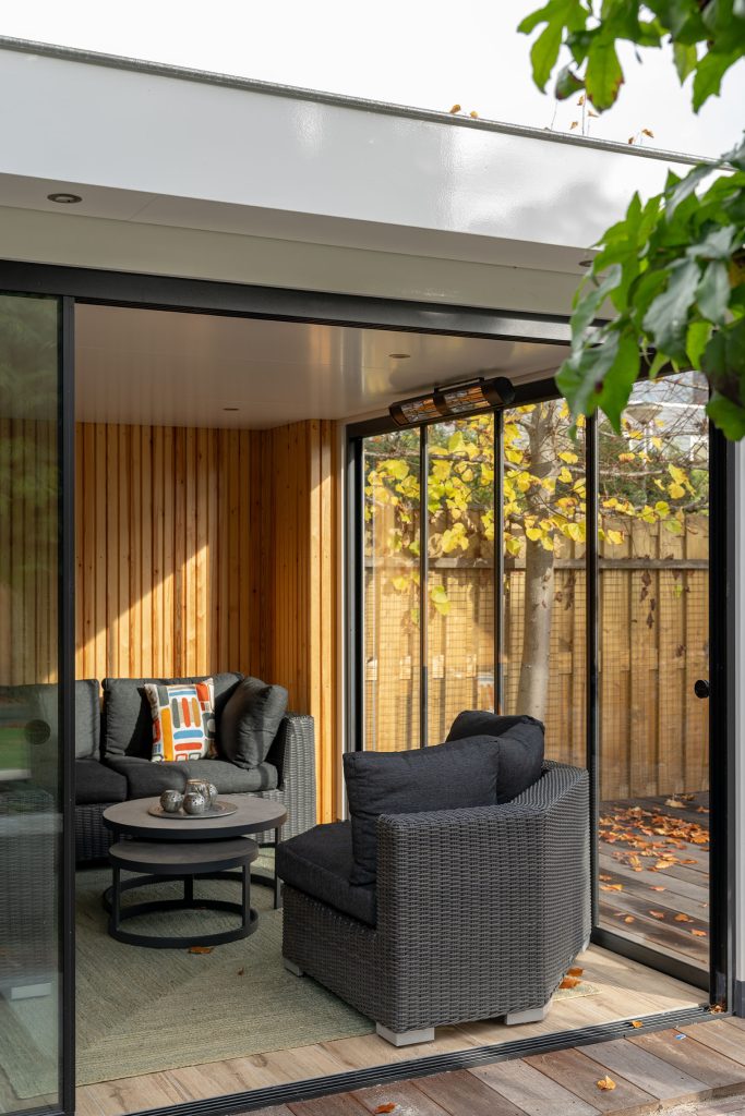 vrijstaande veranda in de tuin