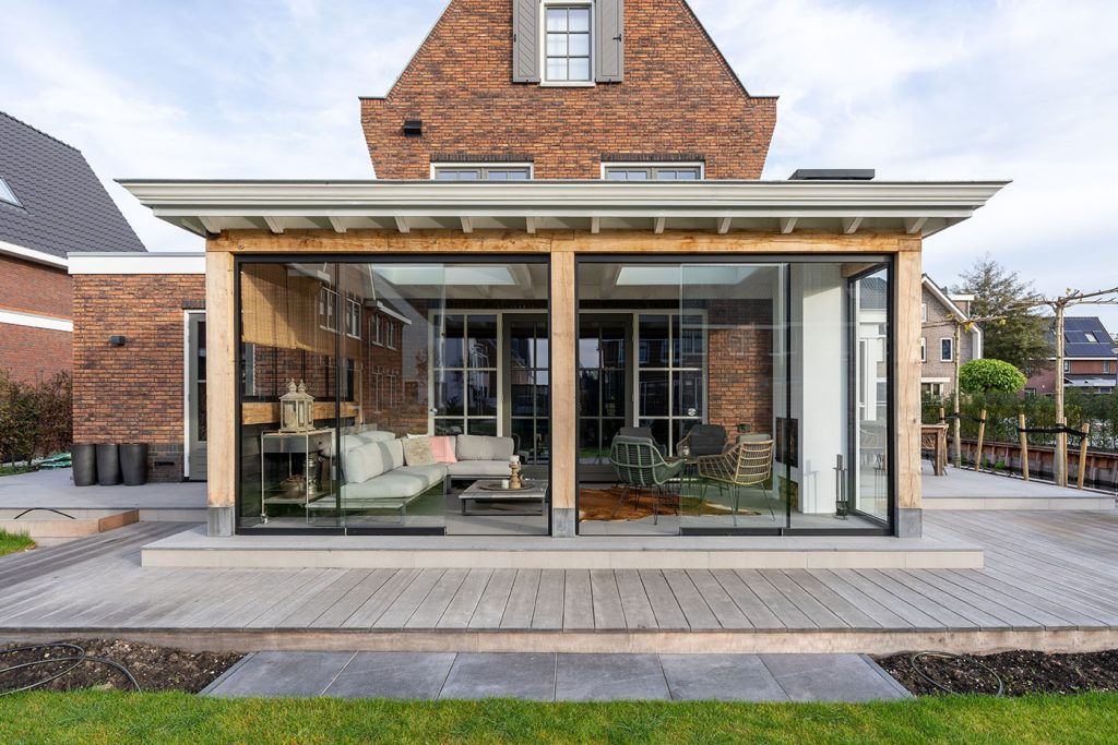 Landelijk tuinkamer bij moderne woning