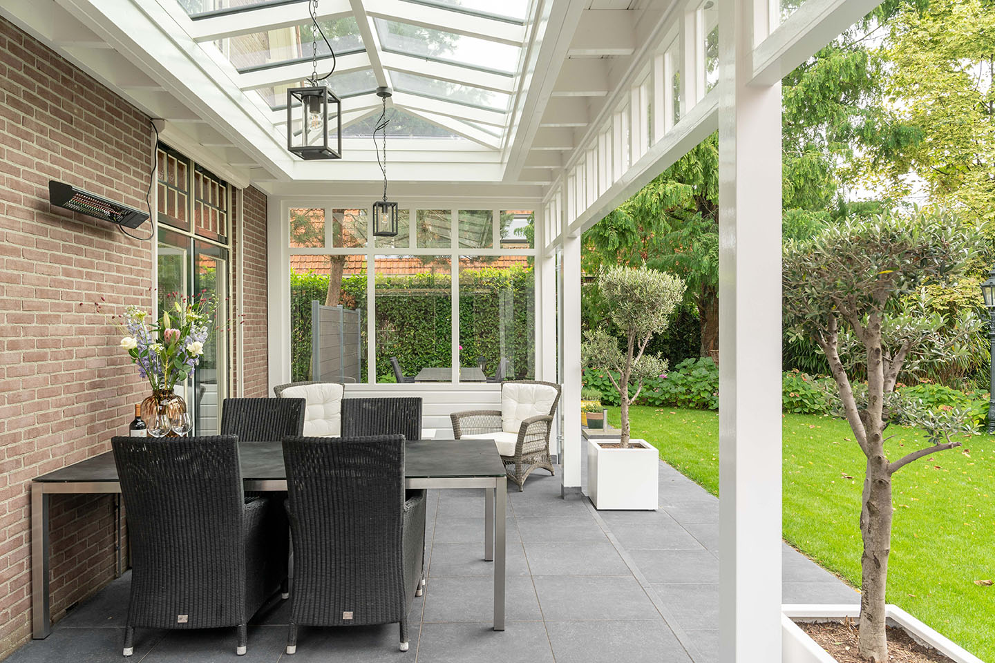 Klassieke veranda met lichtstraat
