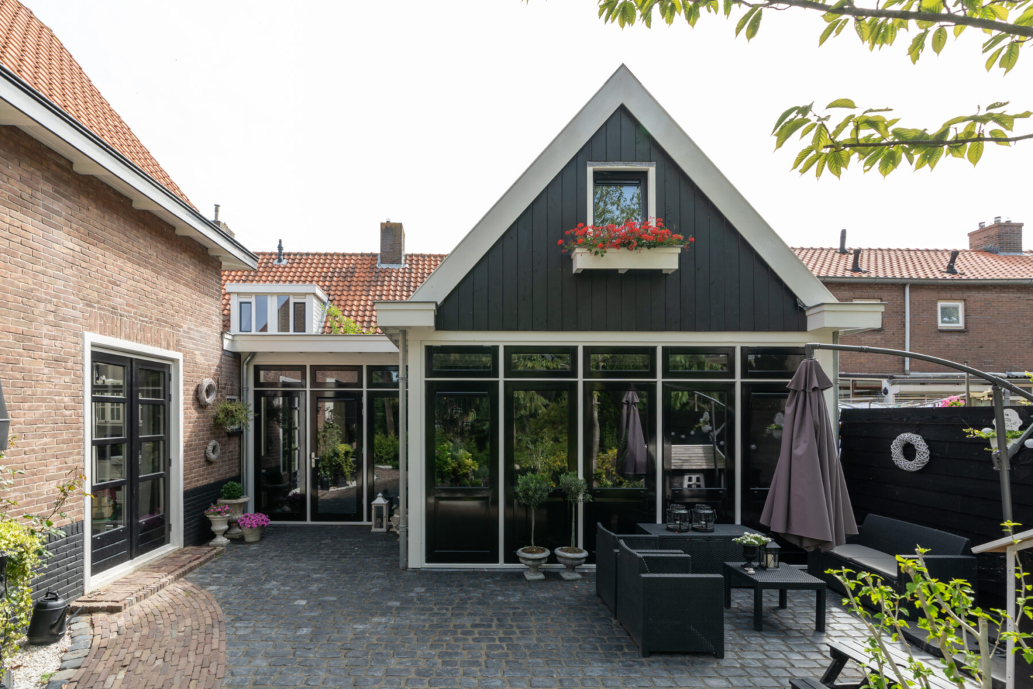 Landelijke serre in Brielle
