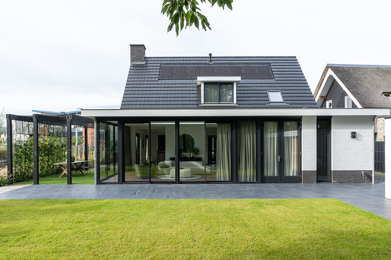 Industriele serre in Rhoon