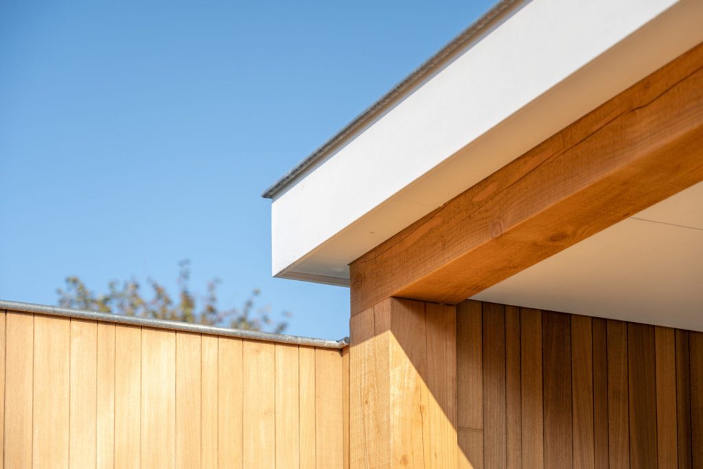Landelijke houten terrasoverkapping
