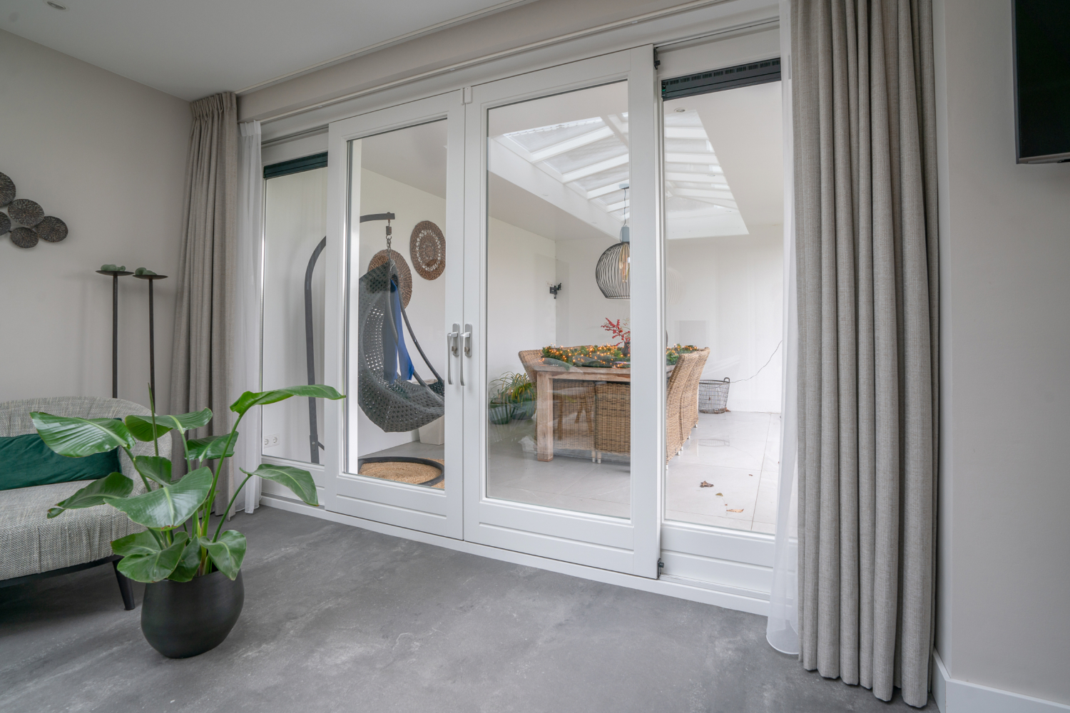 Moderne serre met veranda in Leersum