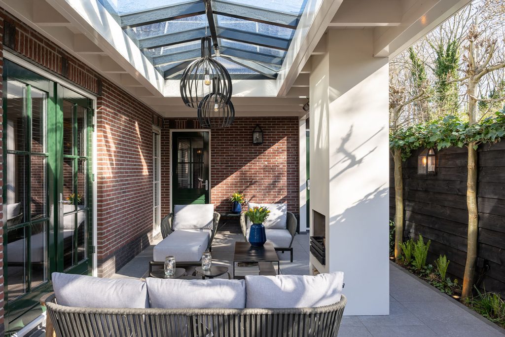 Houten terrasoverkapping op maat gemaakt
