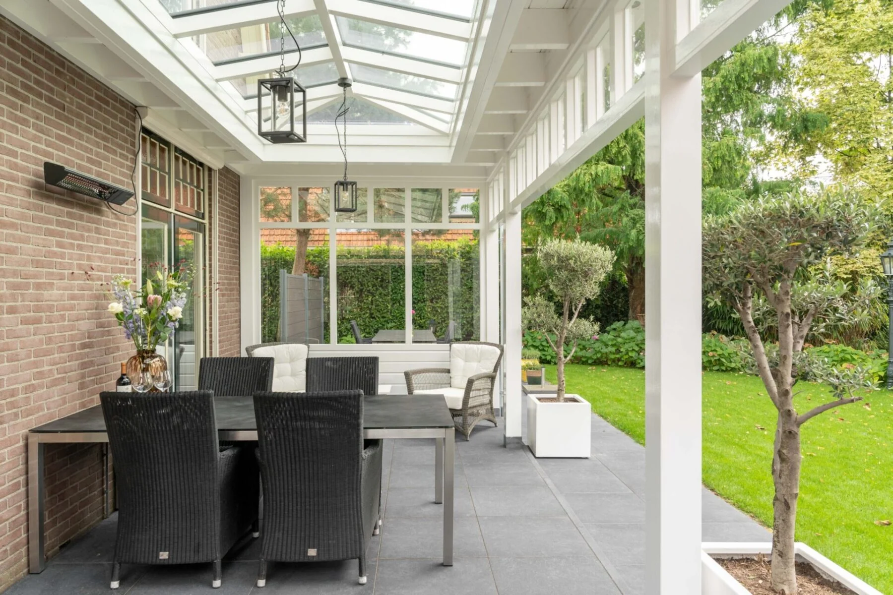 Klassieke veranda met lichtstraat