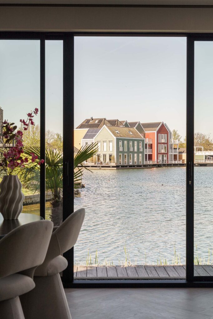 Serre uitbouw met aluminium schuifpui
